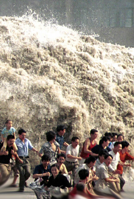 Приливная волна в Китае