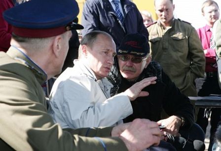 Путин и Михалков  на съемках Утомленных солнцем-2
