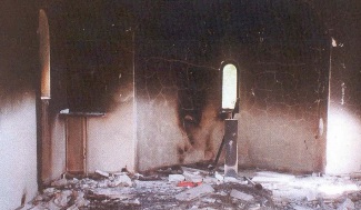 Сожженная церковь - Косово